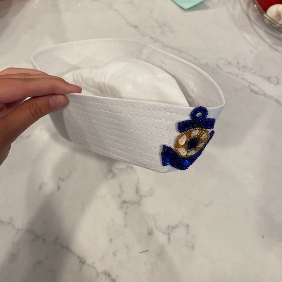 Assorted Costume Hair Accessories - Picture 11 of 11